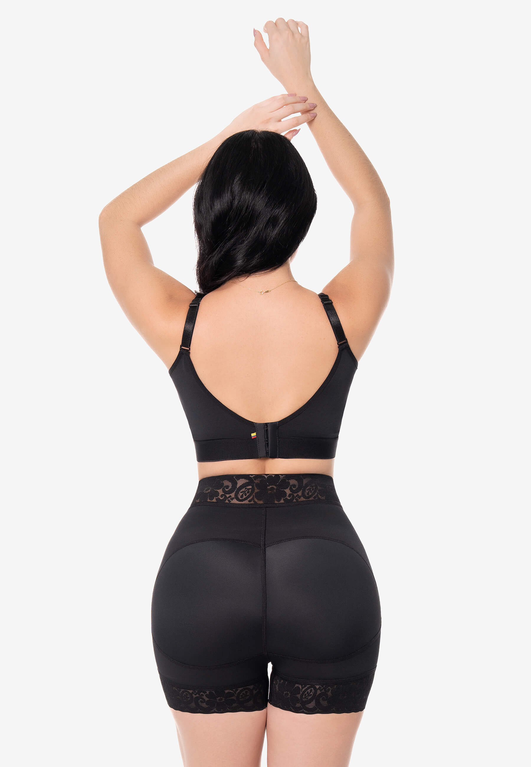 Curvia Short Vera cachetero costillero con realce Negro